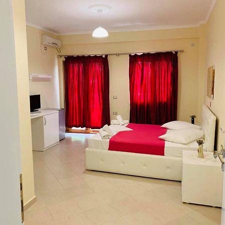 Nova Hotel Ksamil Bagian luar foto
