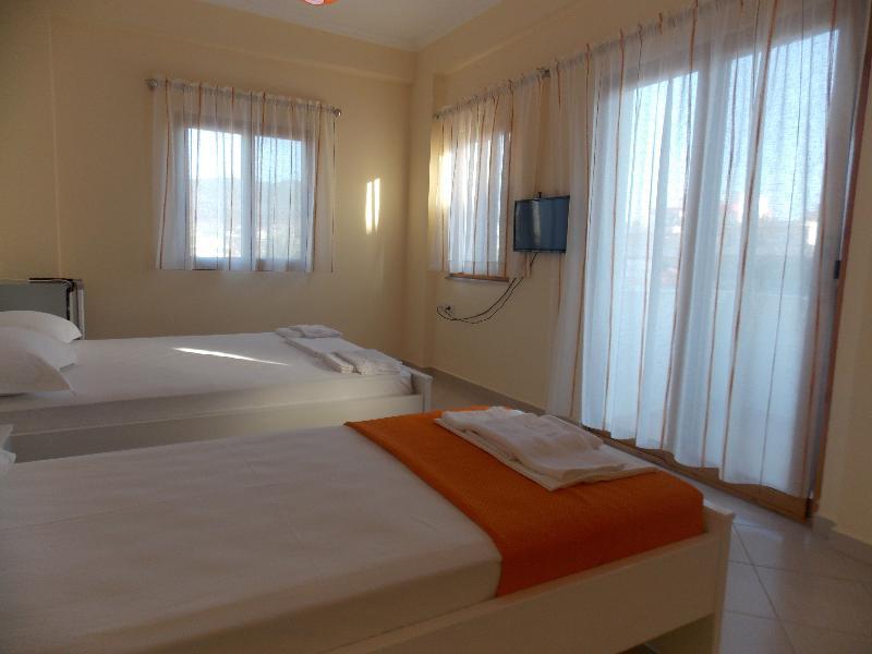 Nova Hotel Ksamil Bagian luar foto